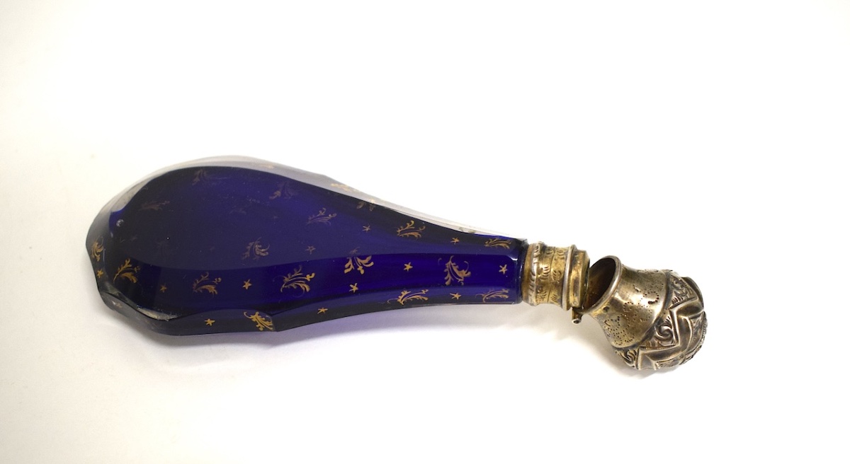Salt Bottle, Known As “vinaigrette,” Blue Crystal And Solid Silver With Fine Gold Decoration, Medical Use, Ref. 1191-photo-2