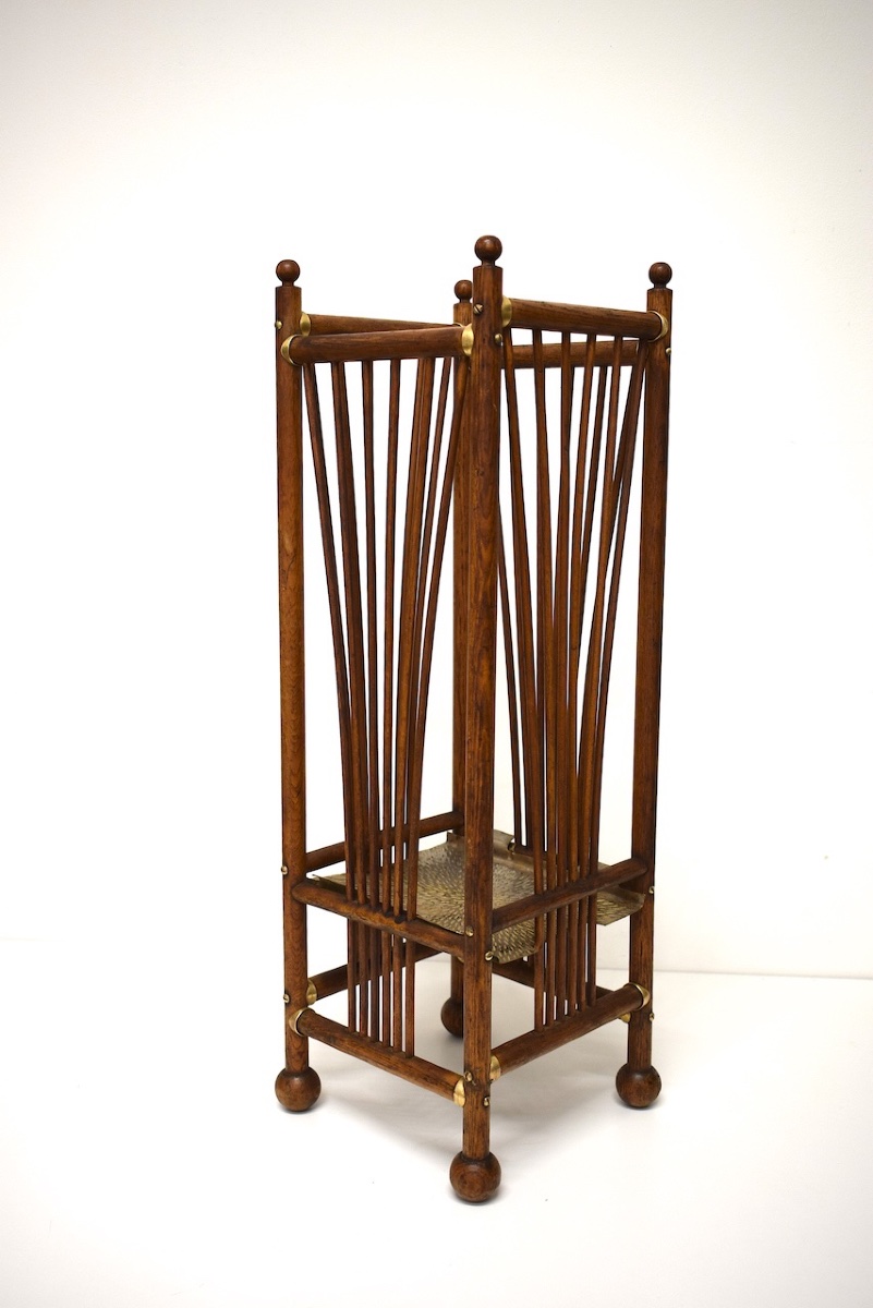 Porte cannes Arts &amp; Crafts en  bois de ch&ecirc;ne et laiton vers 1900 REF1192-photo-3