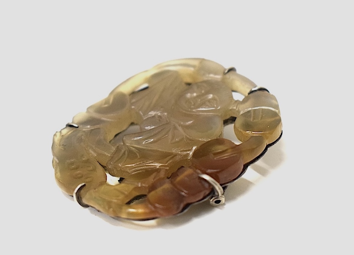 Jewelry: Chinese Brooch In Carved Jade (celadon Brown) And Solid Silver (china) Ref. 1193-photo-3
