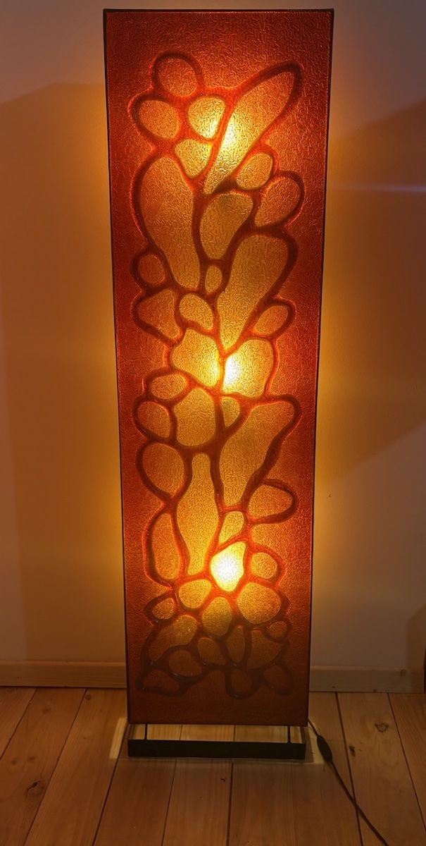 Red And Amber Fractal Resin Floor Lamp, Circa 1970, Ref1207