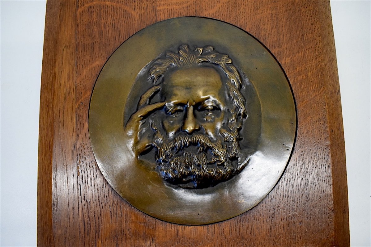 Portrait Of Victor Hugo Medallion In Framed Bronze After René Crozet Ref237-photo-2