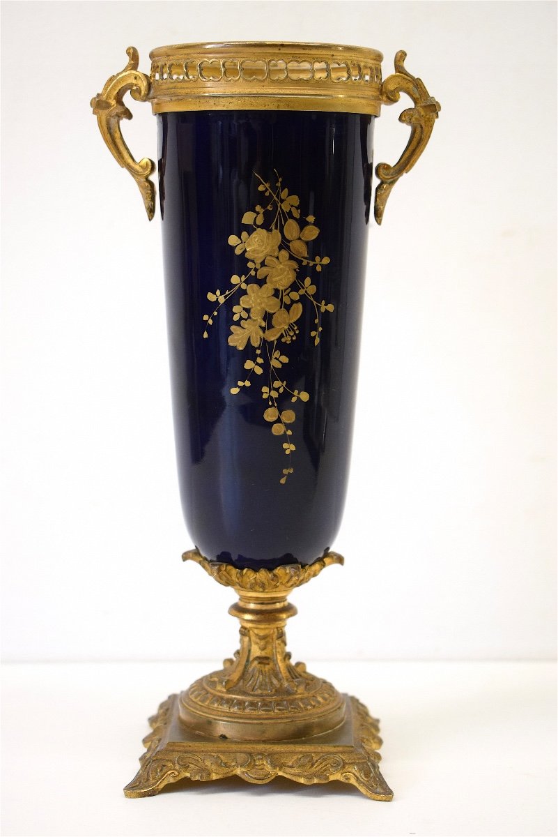 Porcelain And Bronze Vase XIXth Century Sèvres Style Romantic Decor Signed Poitevin Ref268-photo-1