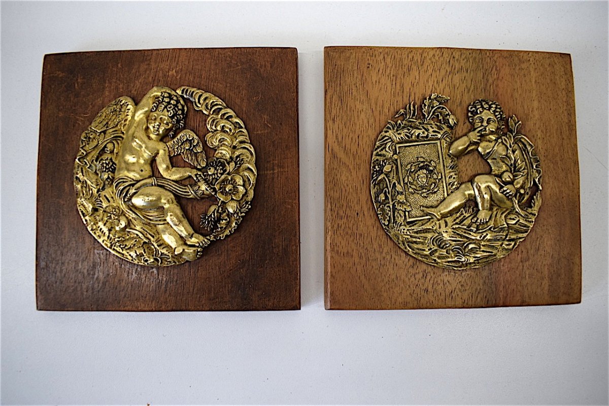 Paire Médaillon ou Porte Miniature XVIII ème  Bronze Décor Angelot et Amour Ref269