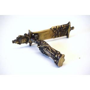 Bronze Door Or Furniture Handle Representative William De Wykeham (1324 -1404) Ref618