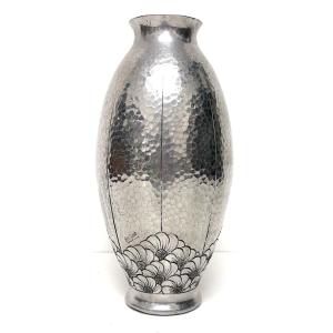 Vase Signed Art Gout Art Déco Dinanderie d'Aluminium Décor Floral 1925 1930 Ref1121