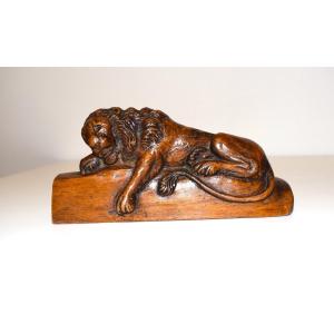 LION EN BOIS SCULPTE ART POPULAIRE SUISSE XIX EME REF1123