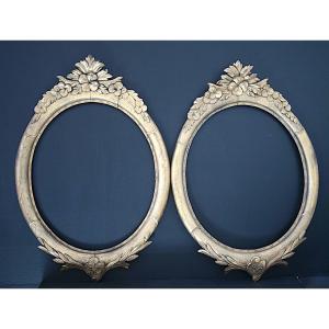 Pair Of 19th-century Medallion Frames With Crossed Keys Motif, 46 X 39 Cm, Frame Ref. C1300