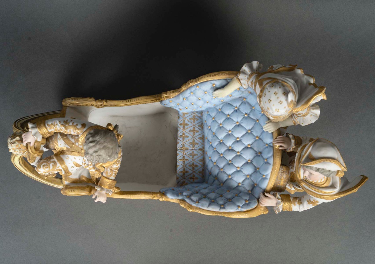Sitzendorf Biscuit Centerpiece, Circa 1900-photo-6