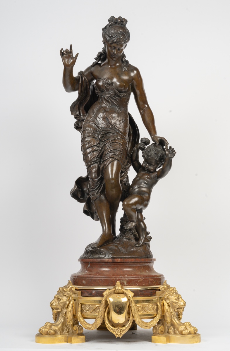 Auguste MOREAU (1834-1917),  Femme à l'enfant