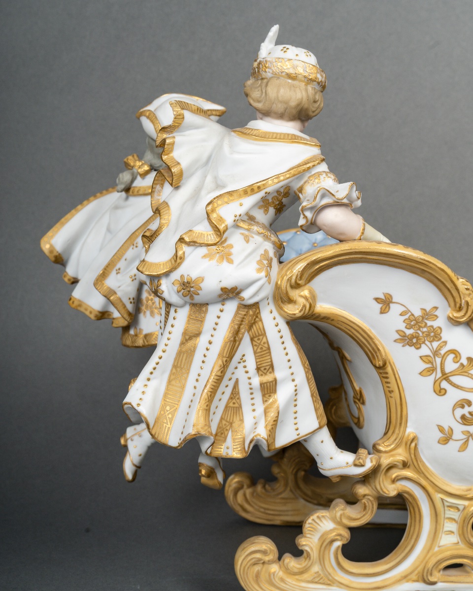 Sitzendorf, Biscuit Porcelain Centerpiece, Circa 1900-photo-3