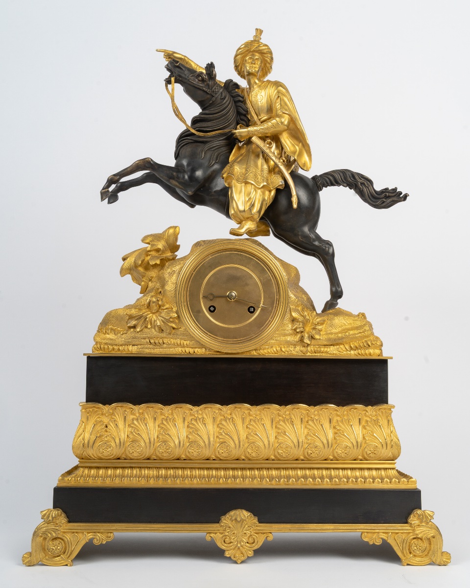 Pendule philhellénique représentant un chef grec insurgé, circa 1830-photo-5