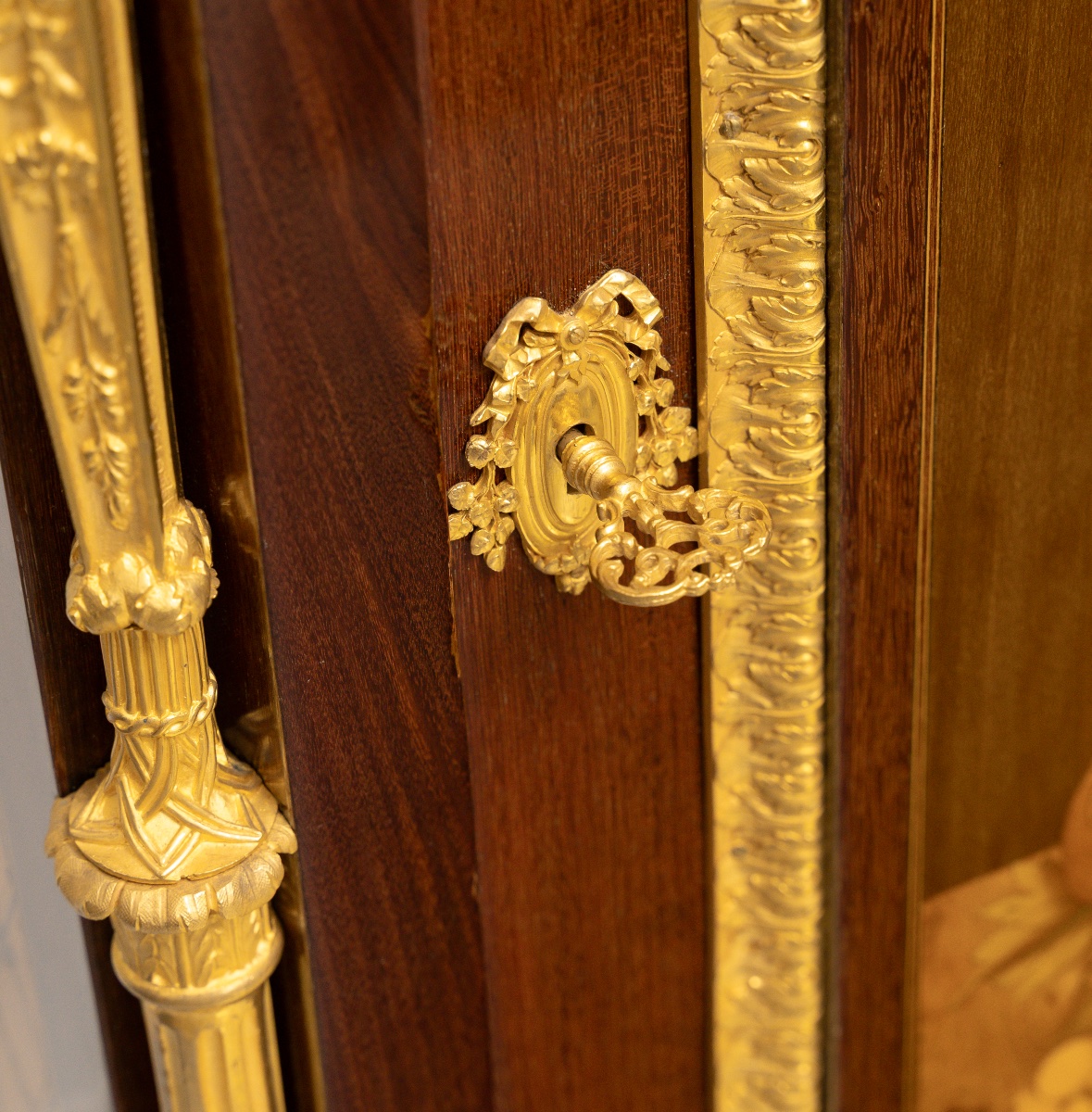 Louis XVI Cabinet-photo-6