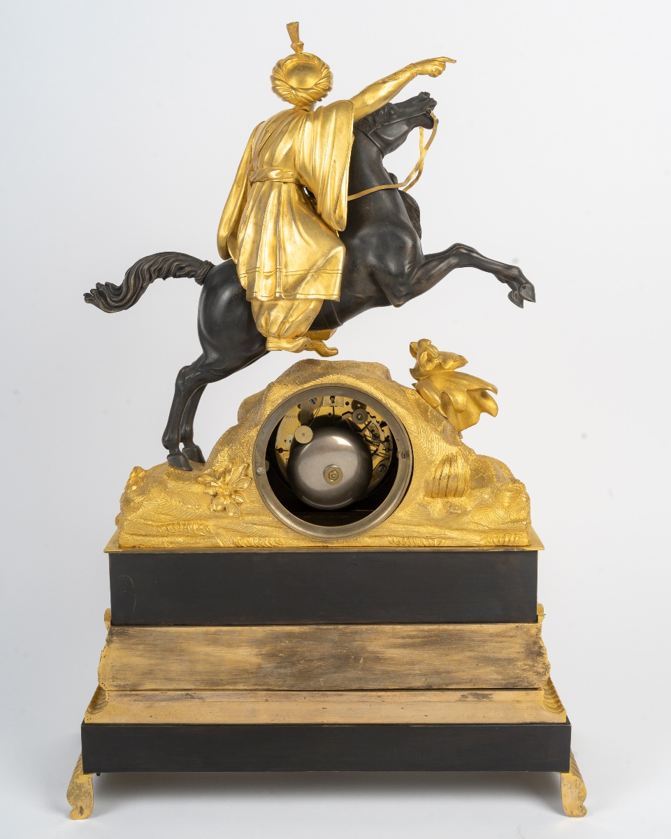 Pendule philhellénique représentant un chef grec insurgé, circa 1830-photo-4