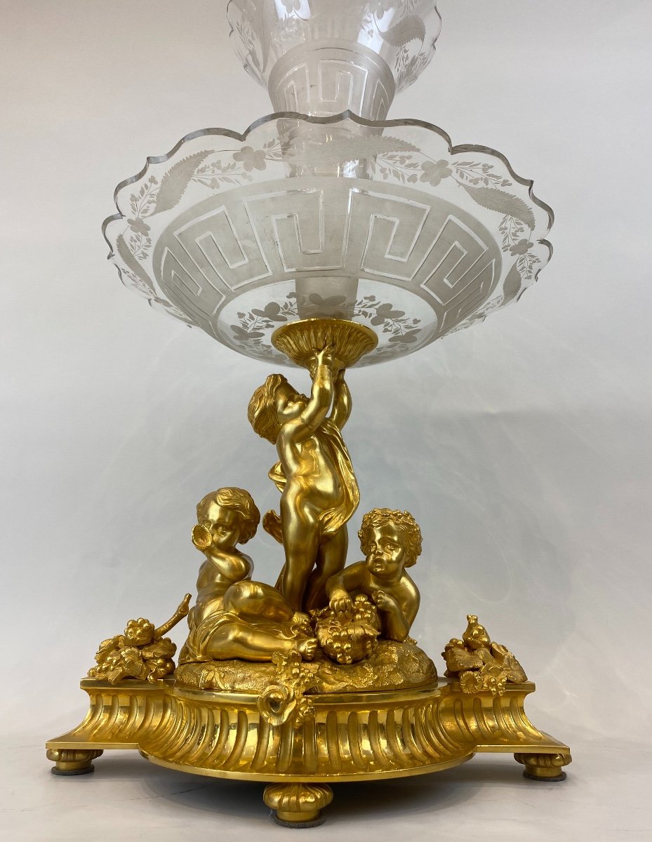Grand Centre De Table En Cristal Taillé Et Bronze Doré De La Fin Du 19 ème Siècle.-photo-2