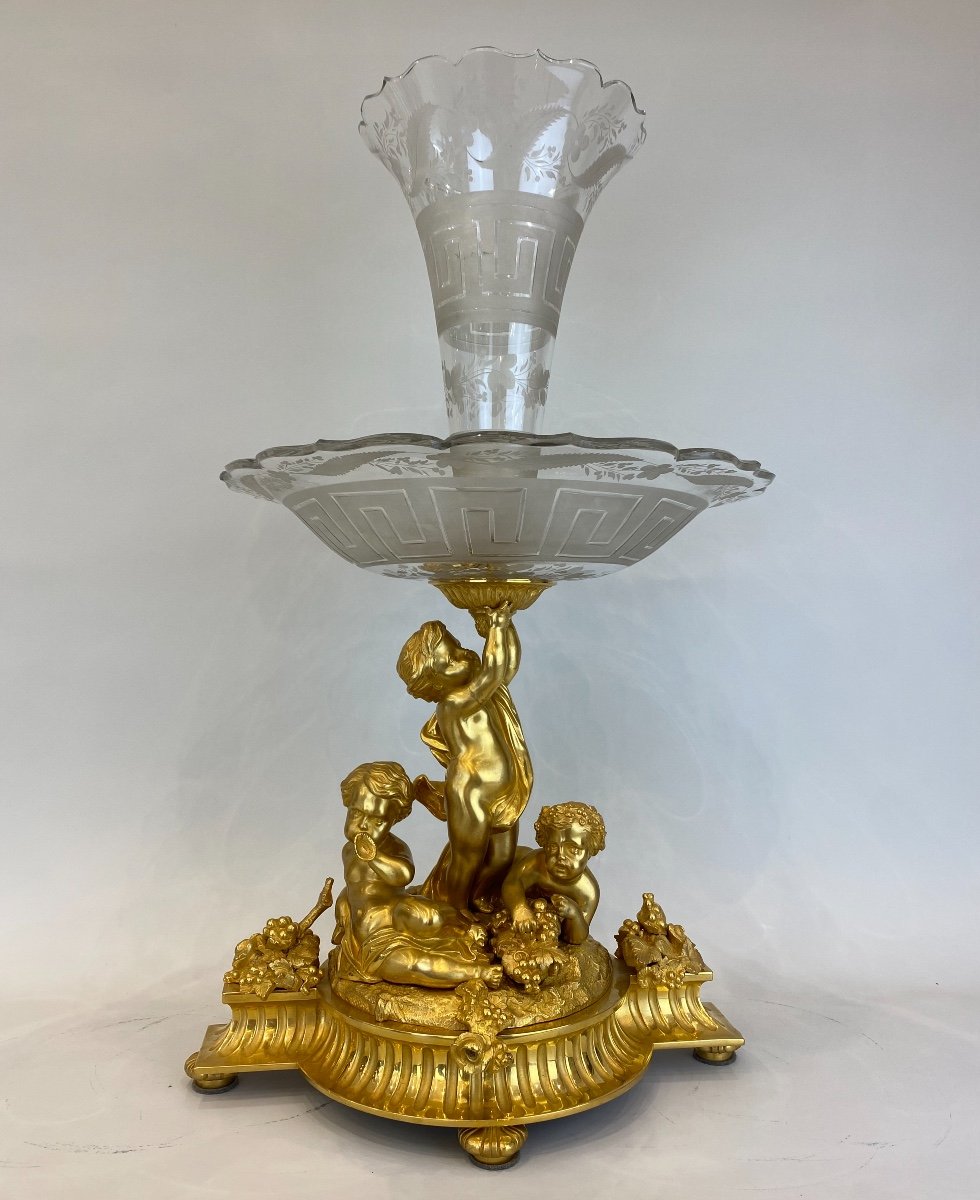 Grand Centre De Table En Cristal Taillé Et Bronze Doré De La Fin Du 19 ème Siècle.-photo-1