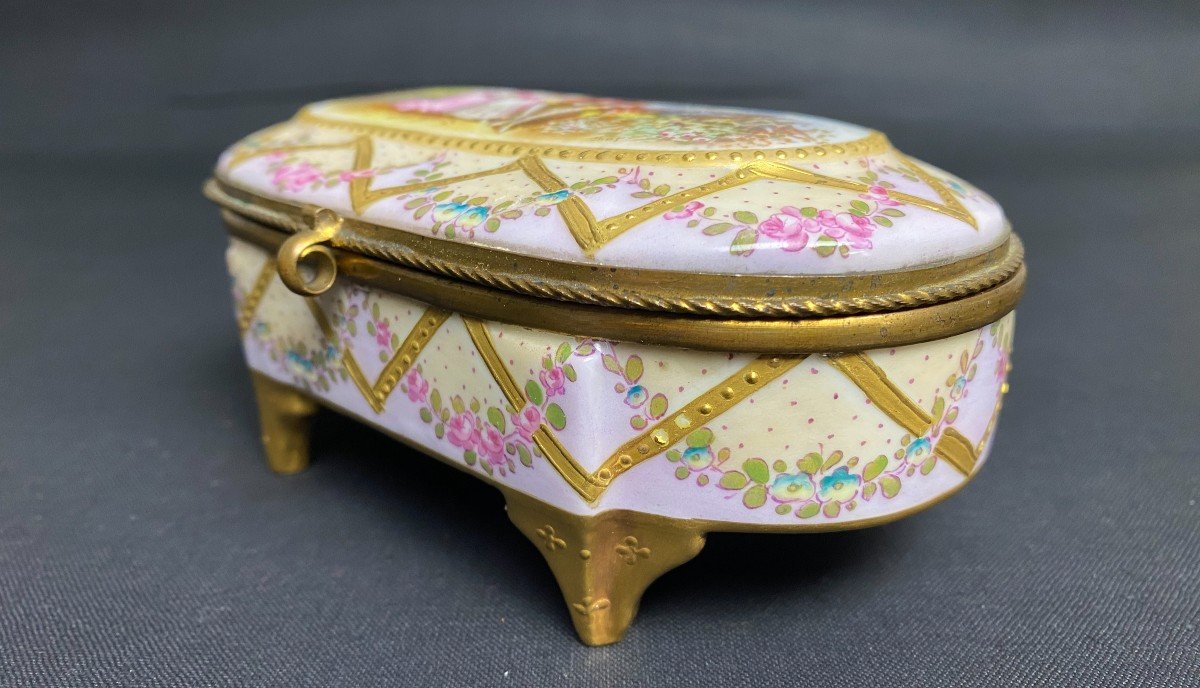 Saxe- Boîte En Porcelaine à Décor De Scène Galante - XIX ème -photo-4