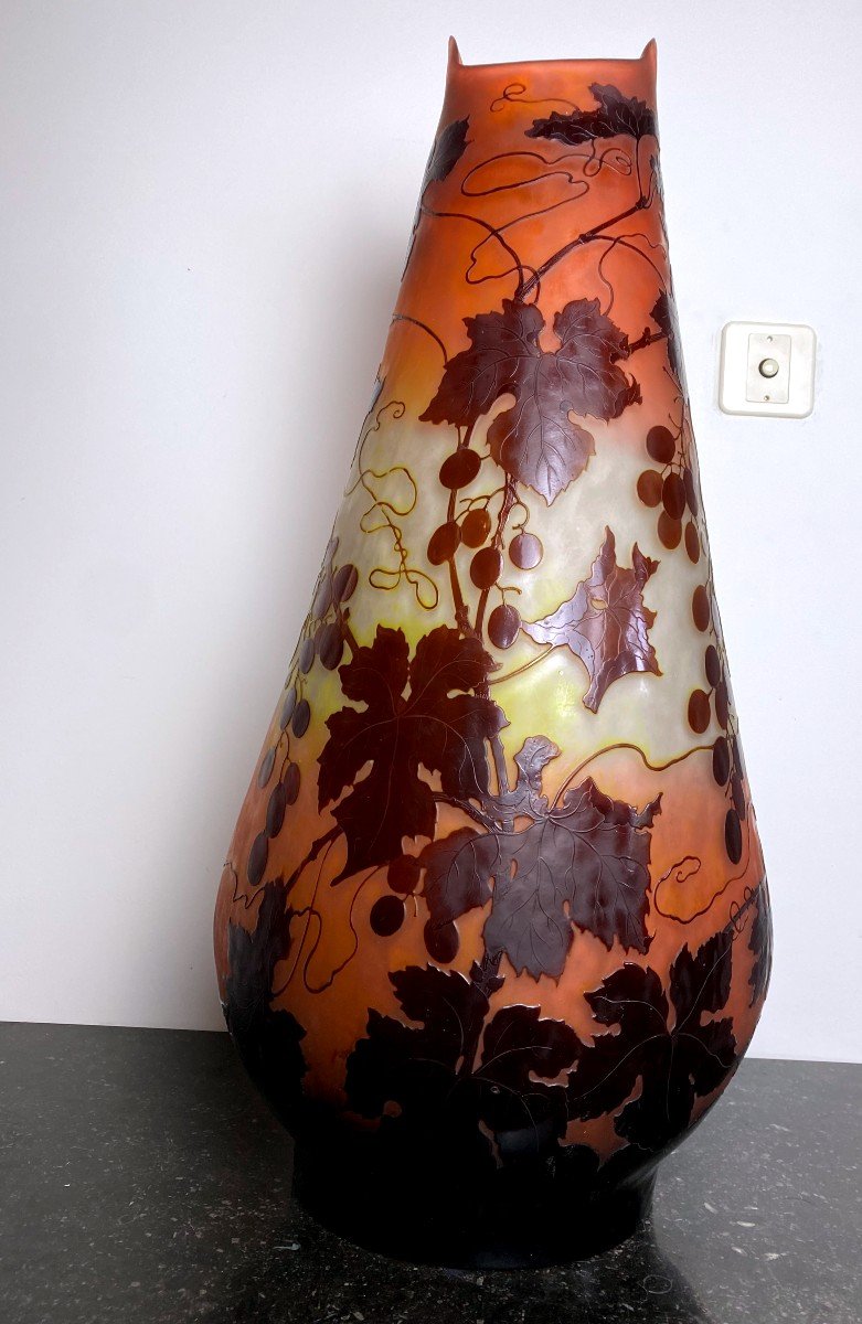 Gallé Vase With Vine - Art Nouveau - XXth