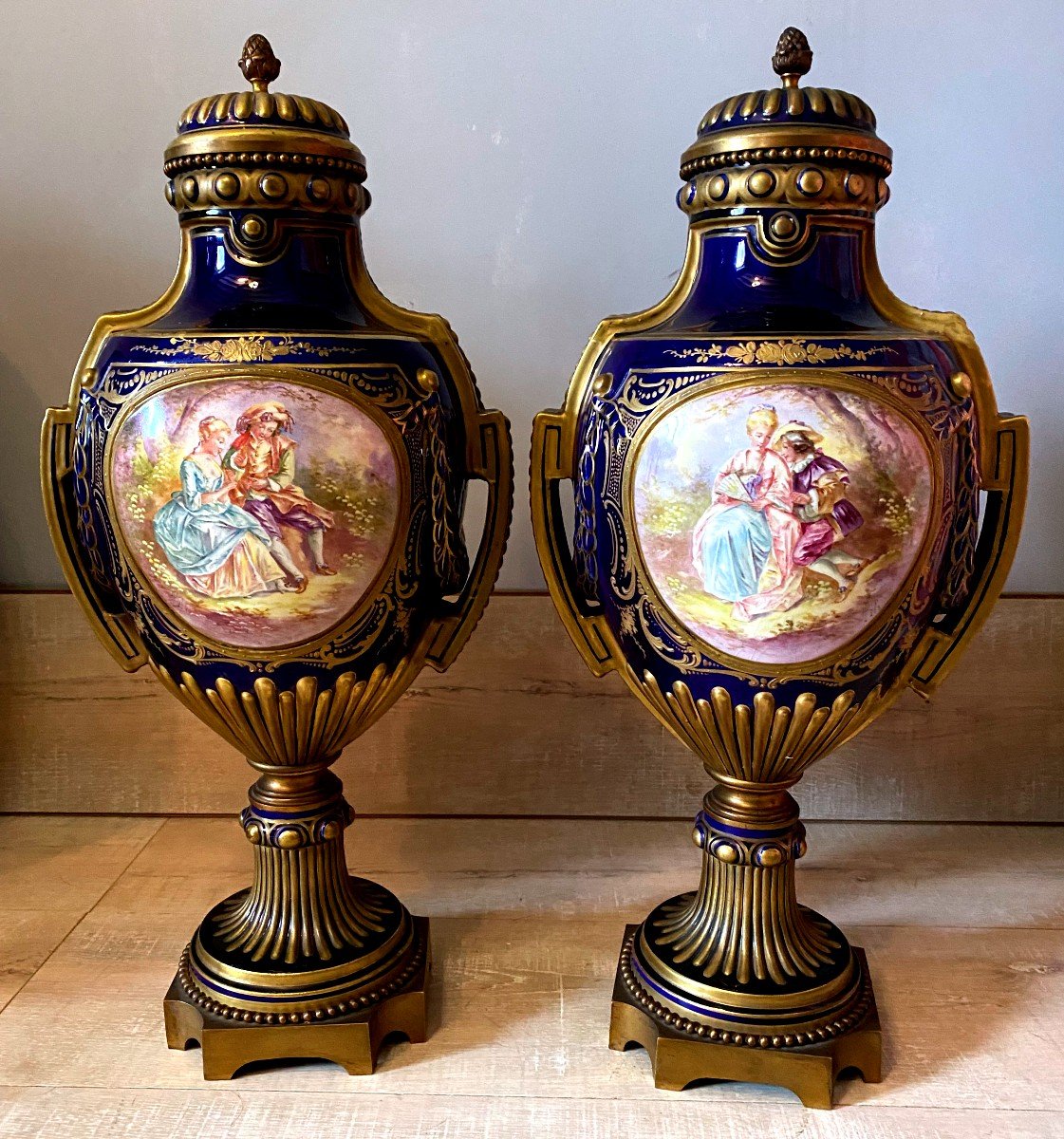 Pair Of Bleu De Sèvres Porcelain Vases, Napoleon III Period-photo-4