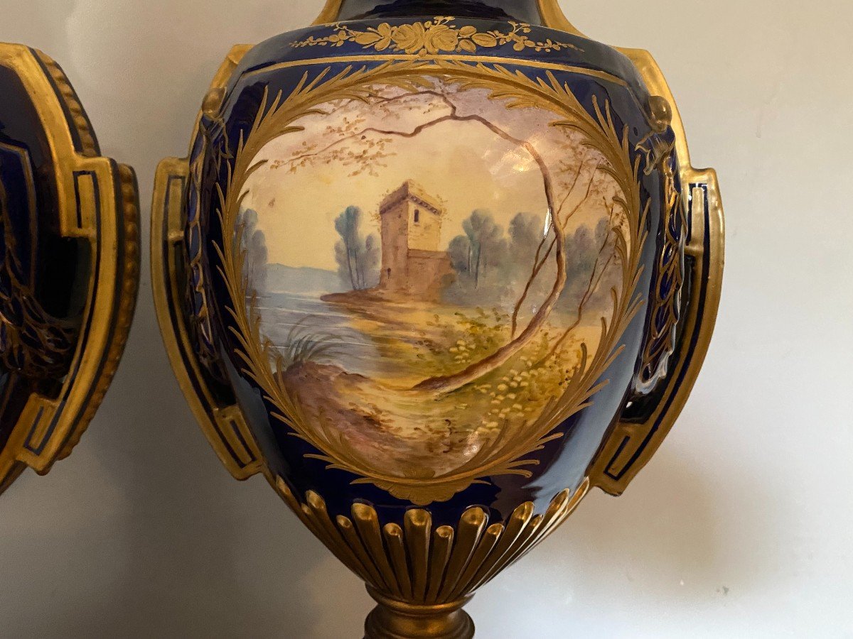 Paire De Vases En Porcelaine Bleu De Sèvres époque Napoléon III-photo-3