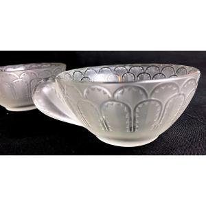 Pair Of R Lalique Cups In Art Deco Glass 20th Century