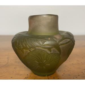 Emile Gallé-Vase à décor de clématites 