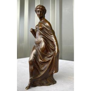 Bronze 19 Ième : Femme Au Drapé à l'Antique 