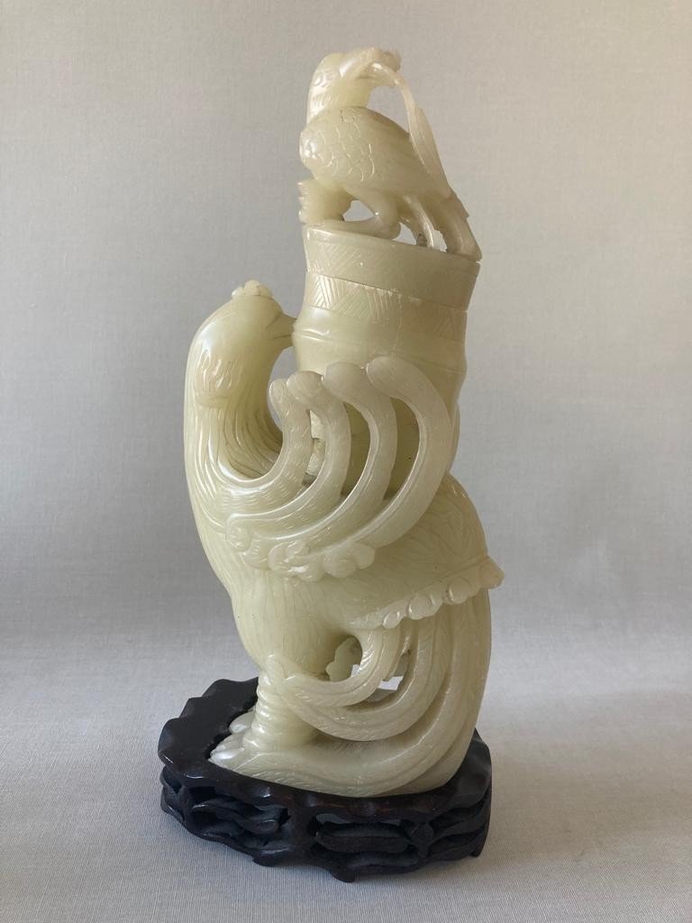 China Rooster Statuette Jade Sculpture