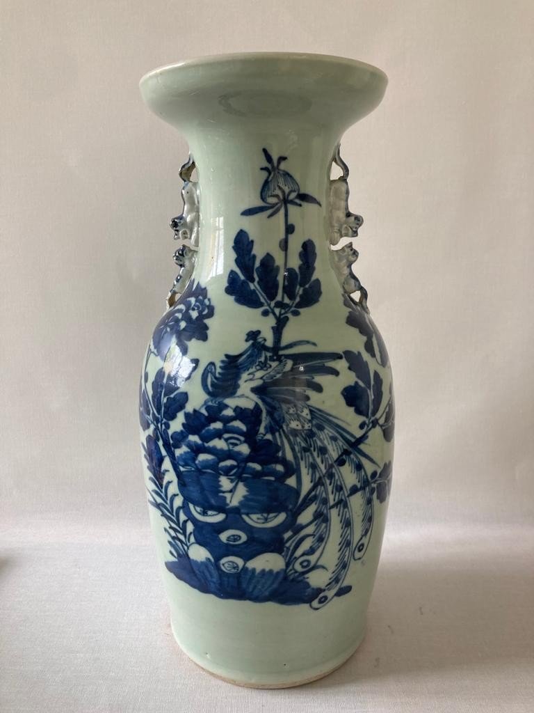 Chine Vase Porcelaine Blanc Bleu Sur Fond Céladon