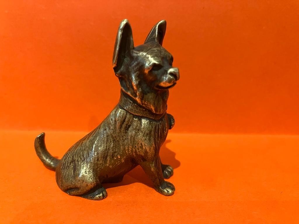Statuette Chien En Bronze