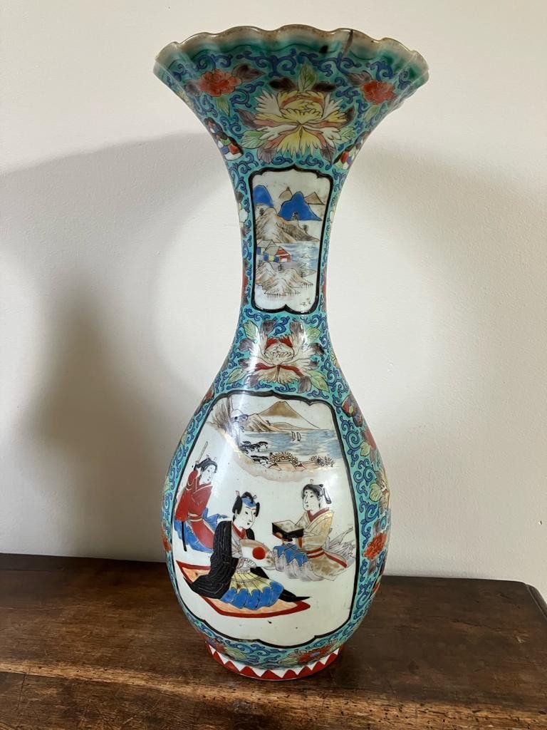 Japanese Porcelain Vase With Corolle Neck