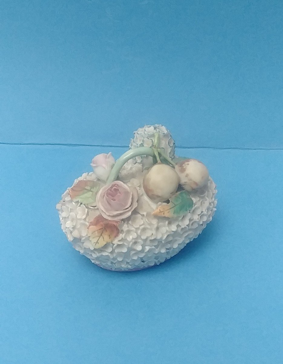 Jacob Small Bonbonniere Decorated With Cherries And Roses-photo-2