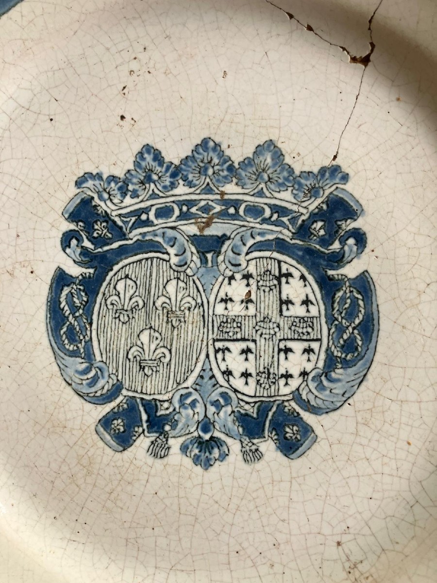 Plate With The Alliance Coat Of Arms -photo-2