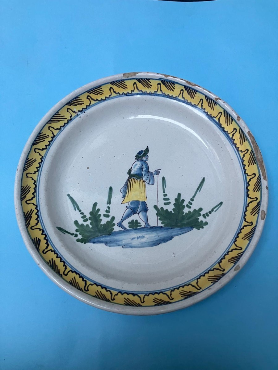 Nevers Earthenware Plate Decorated With A Pilgrim 