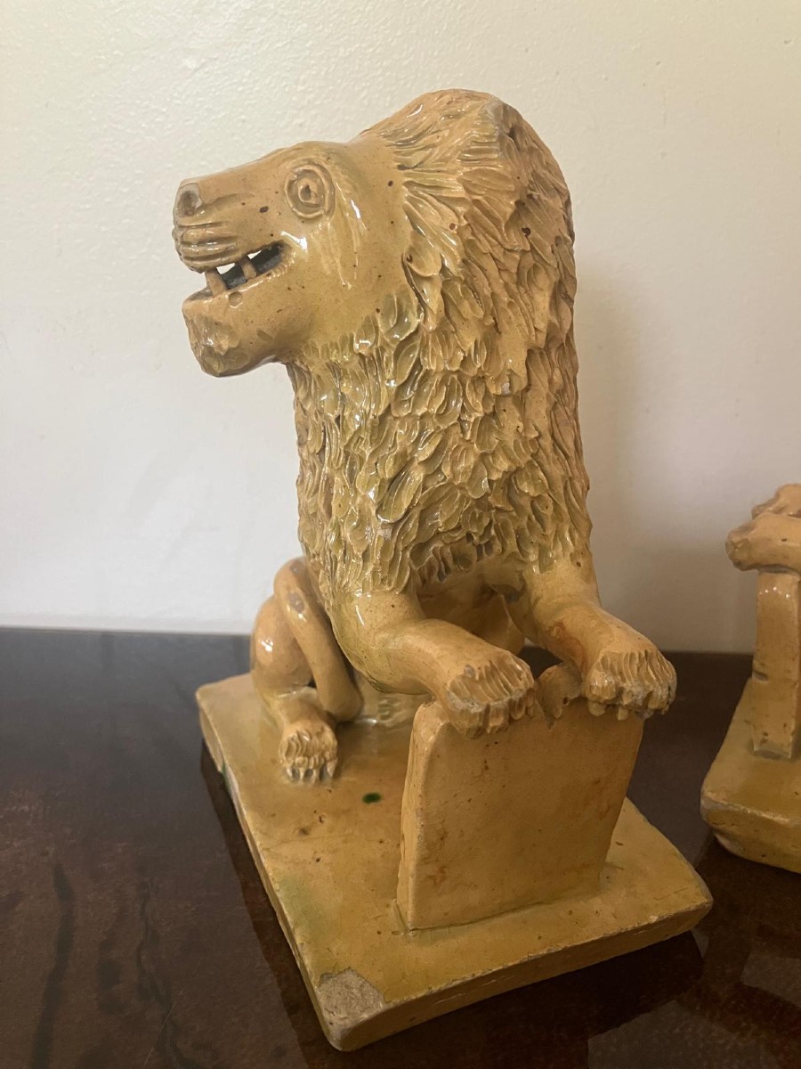 Pair Of Glazed Earthenware Lions-photo-4