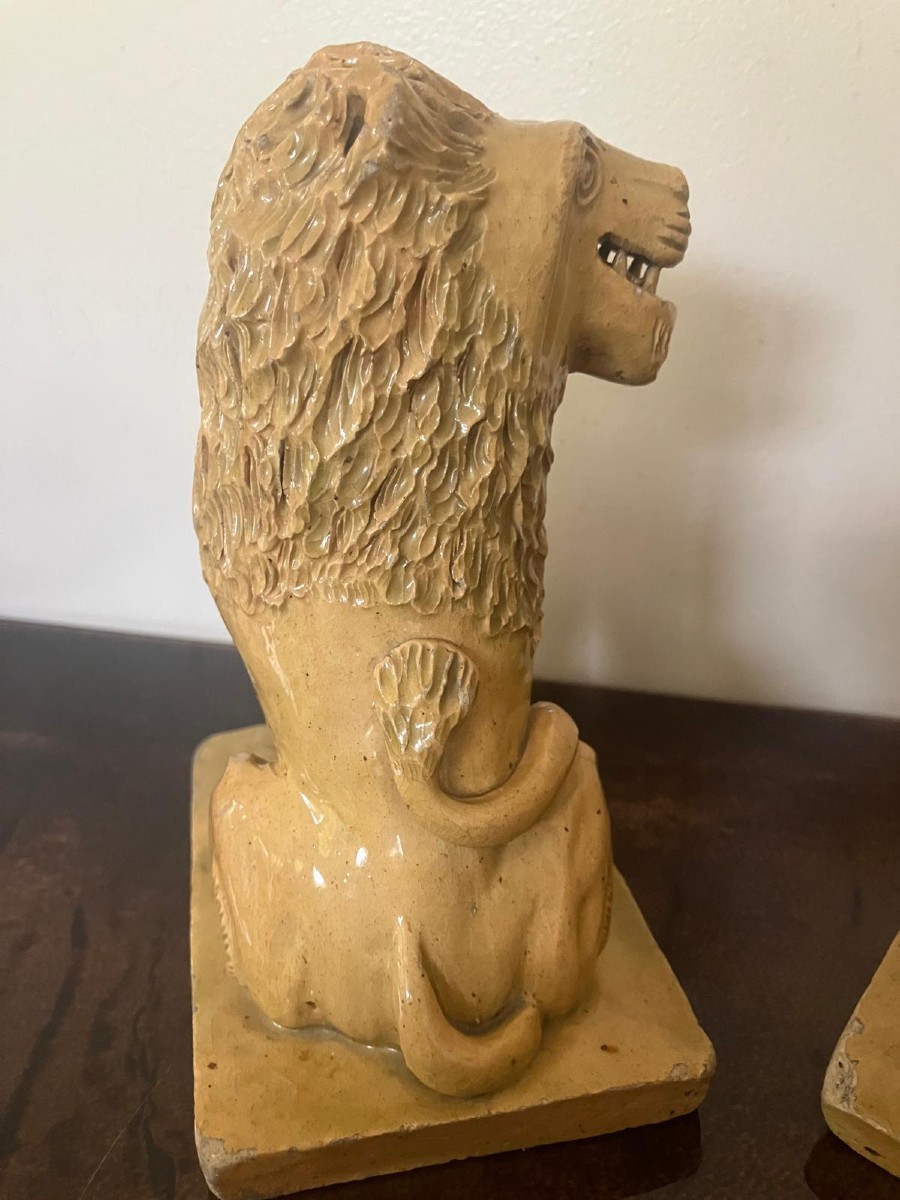 Pair Of Glazed Earthenware Lions-photo-2