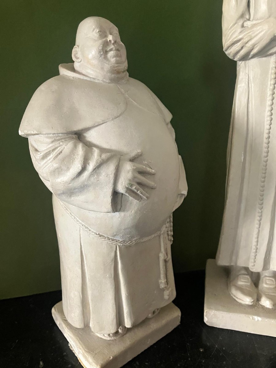 Caricature Statues Of Pol Quentin, A Pot-bellied Monk And A Slender Priest -photo-2