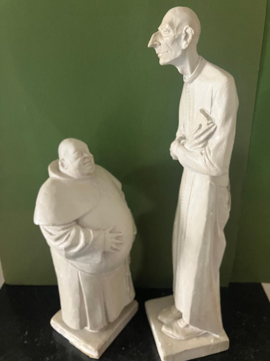 Caricature Statues Of Pol Quentin, A Pot-bellied Monk And A Slender Priest -photo-4