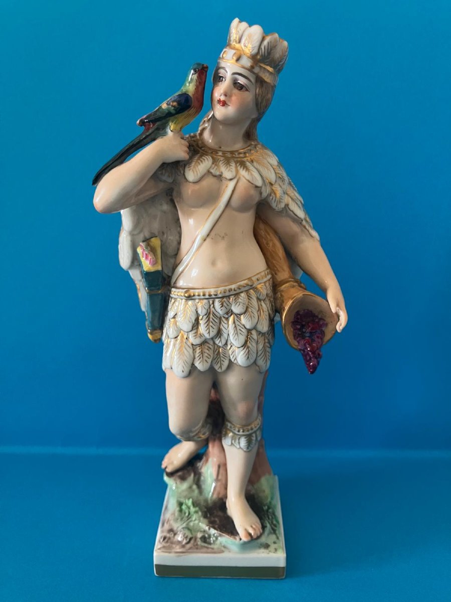 Figurine porcelaine Meissen Indienne Amérique 