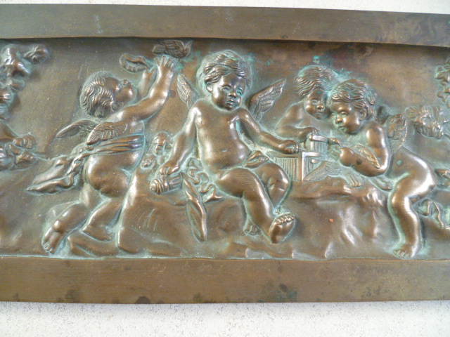 Bronze Plate With Cherubs-photo-2