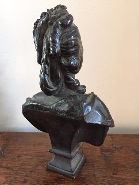 Small Bronze Bust Of Marie-antoinette-photo-3