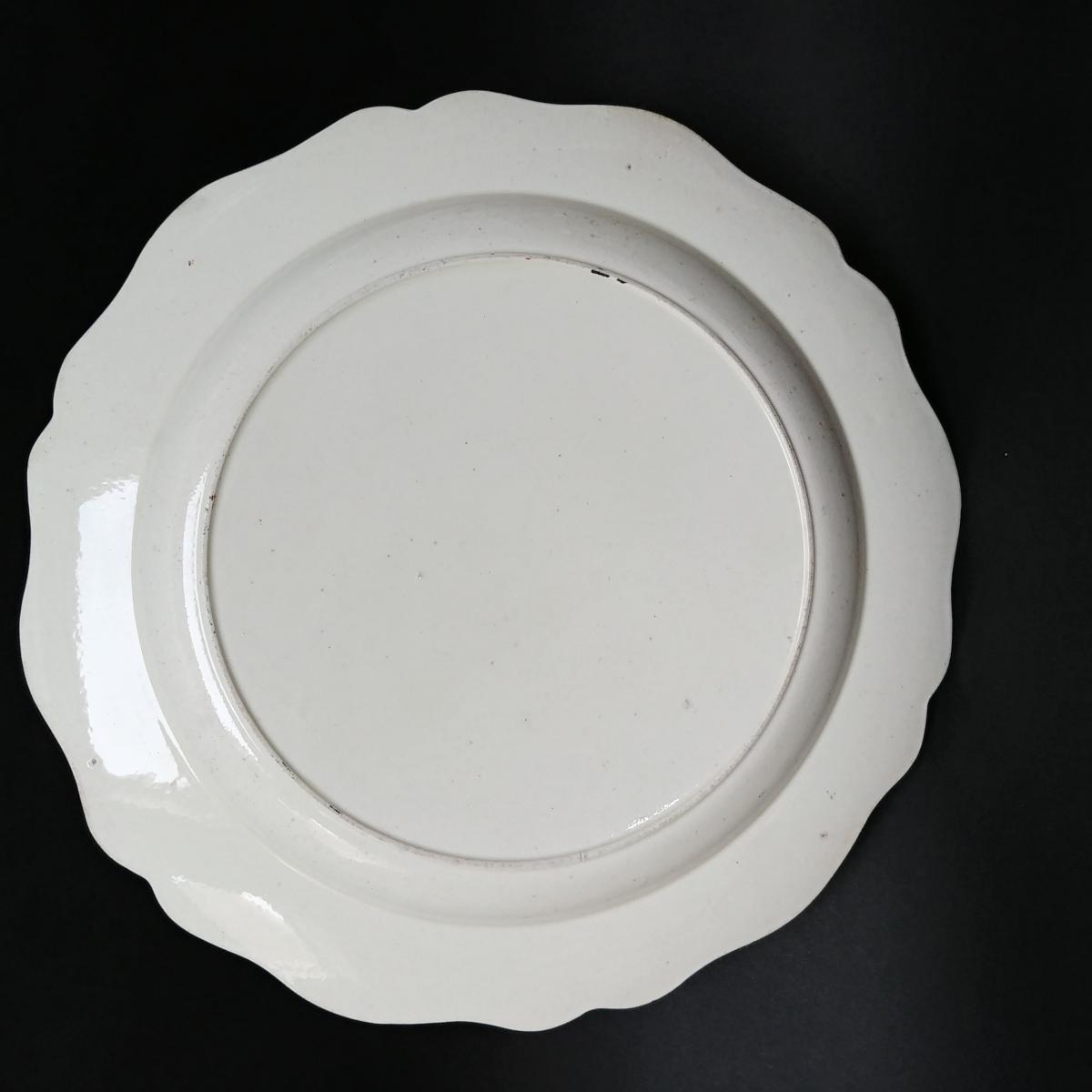 Fine English Earthenware Plate With Crucifixion Decoration-photo-3