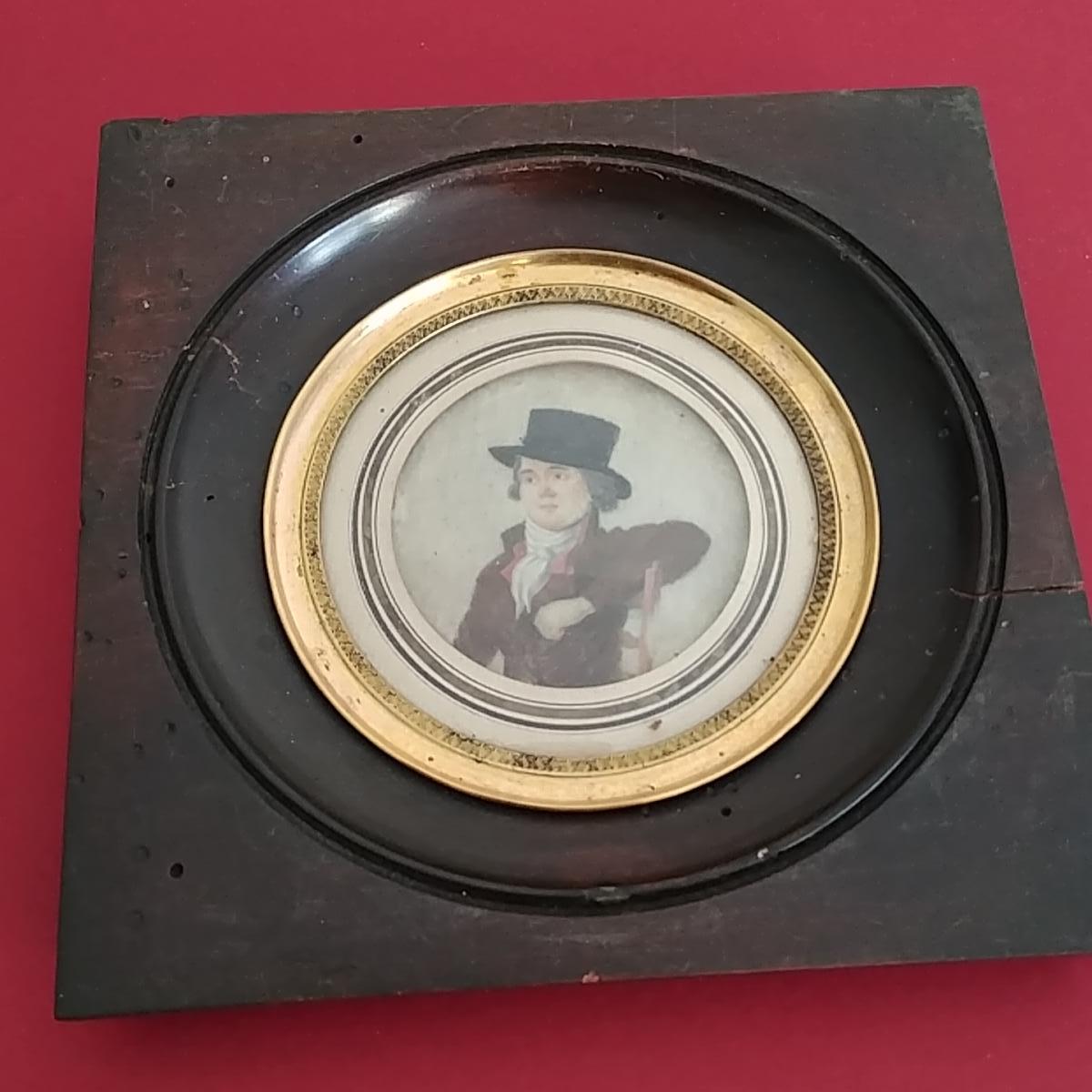 Miniature mi-XIXe - Jeune homme au chapeau