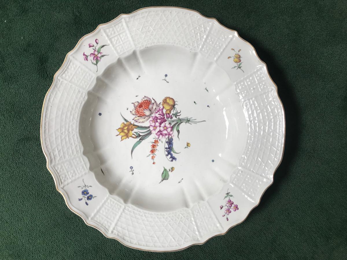 Porcelain Dish From Höchsti-photo-3