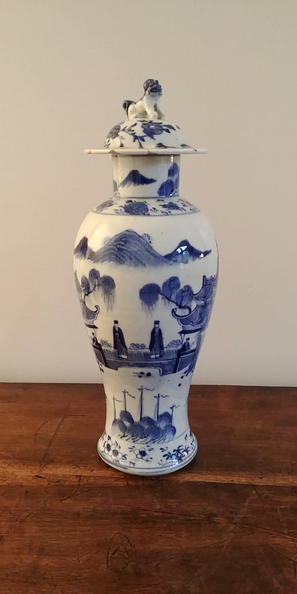 Chine - Vase Couvert En Porcelaine Blanc Bleu-photo-2