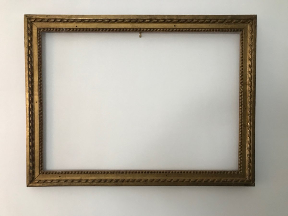 Cadre Louis XVI En Bois Doré Sculpté