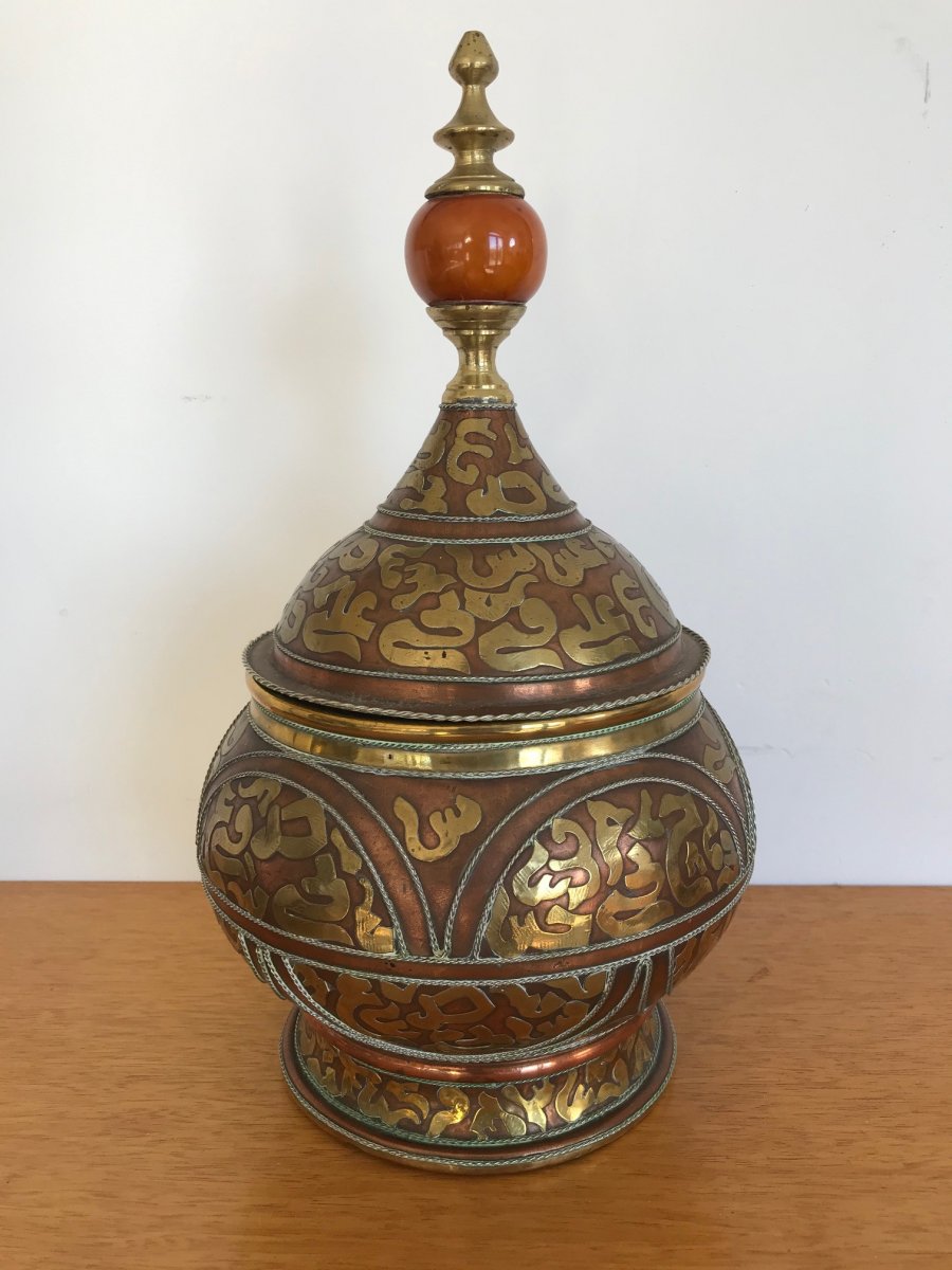 Oriental Art - Covered Vase-photo-2