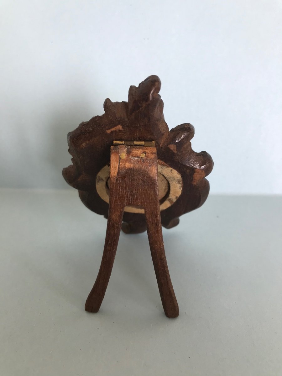 Small Carved Wood Frame-photo-3
