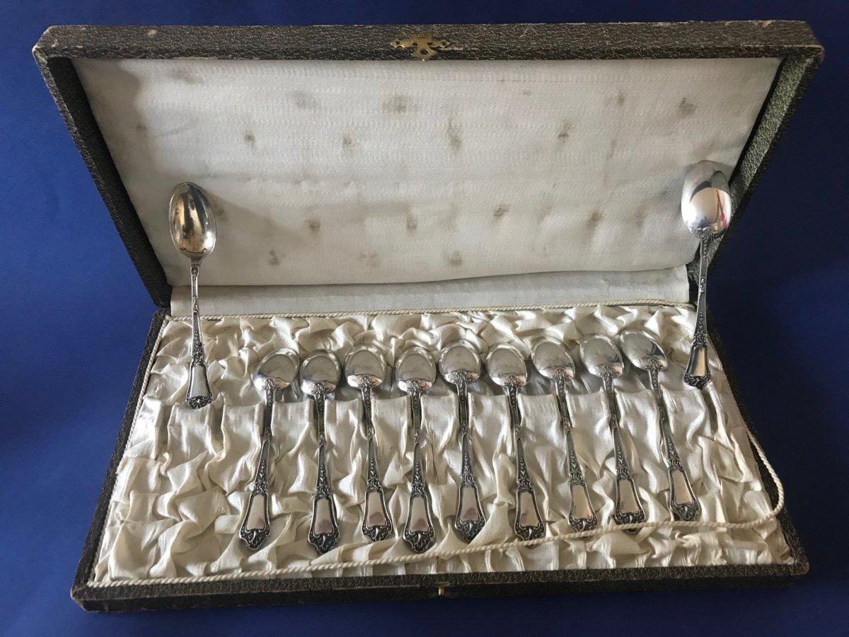 Coffret De 12 Cuillères à Moka En Argent