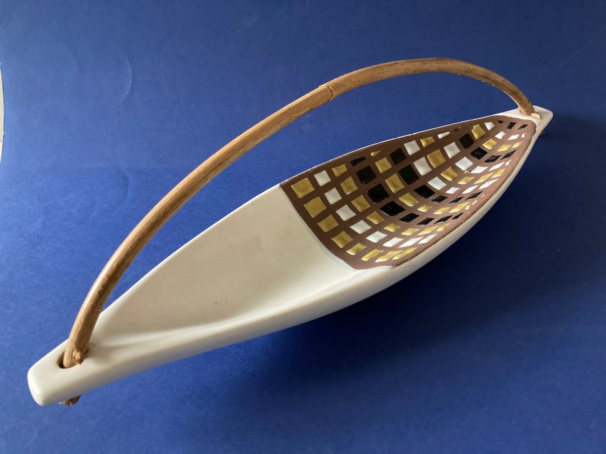 Capron - Canoe Shape Cup