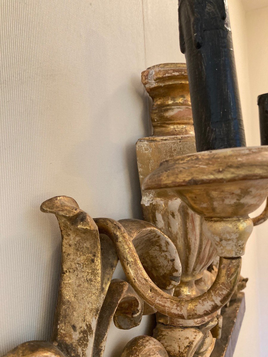 Carved Wood Wall Lamp-photo-1